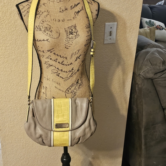 Marc by Marc Jacob's Crossbody - Picture 7 of 7